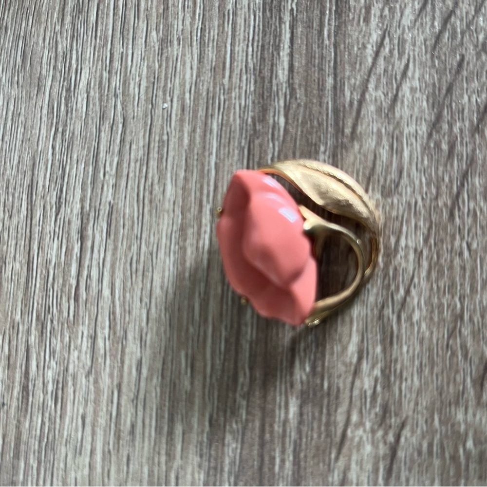 Vintage Avon Gold Coral Lotus Flower Brooch